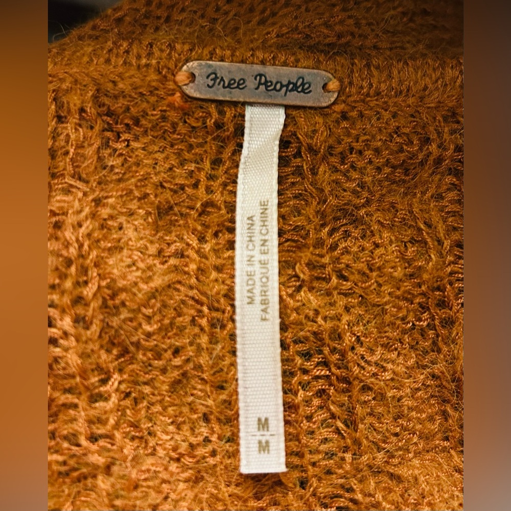 Free People Waterfall Sweater – Honey (Warm Golden Rust) Size M– Alpaca Blend - Picture 5 of 5